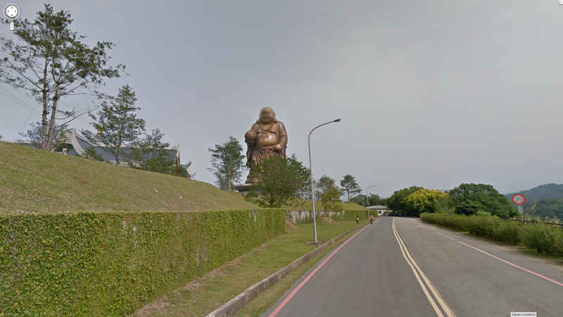 Illustration for article titled The Faceless Gods Of Google Street View